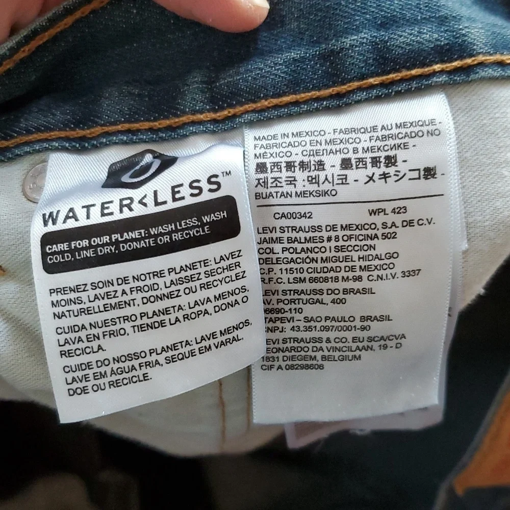 Levi's 559 Blue Jeans